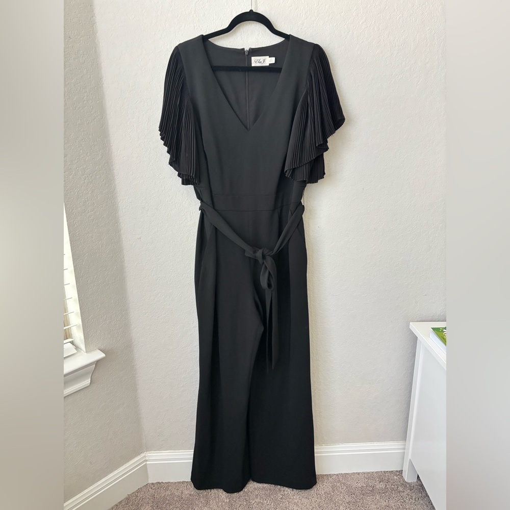 Eliza J Black Pleated Flutter-Sleeve Jumpsuit size 14W - Picture 3 of 9